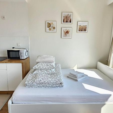 Apartment By The Sea - Kosciuszki Square กดิเนีย ภายนอก รูปภาพ