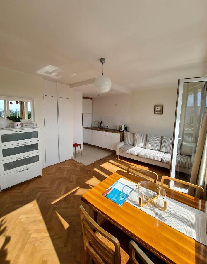 Apartment By The Sea - Kosciuszki Square กดิเนีย ภายนอก รูปภาพ